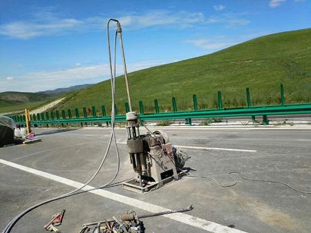 碧江公路地基基础注浆加固